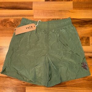 VSTR‎ men’s olive green shorts size small NWT casual athletic Athleisure